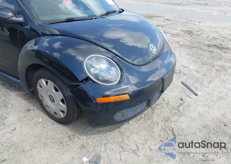 2010 Volkswagen New Beetle z USA, uszkodzony, nr VIN 3VWPG3AG7AM018434